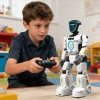 Robot interaktywny zdalnie sterowany głosem programowany chodzi mówi tańczy